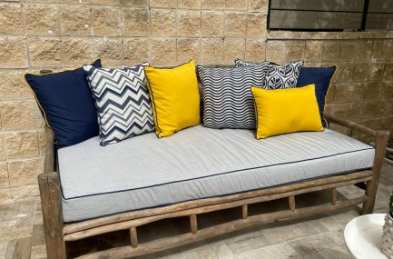 פינת ישיבה איטקה – עיצוב מודרני לנוחות מקסימלית